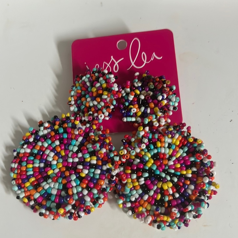 NWT ❤️ Jess Lea seed bead earrings